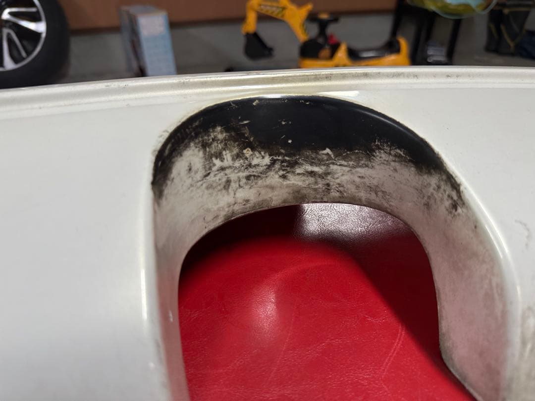 L880K コペン halfwayリヤバンパー 亀裂あり