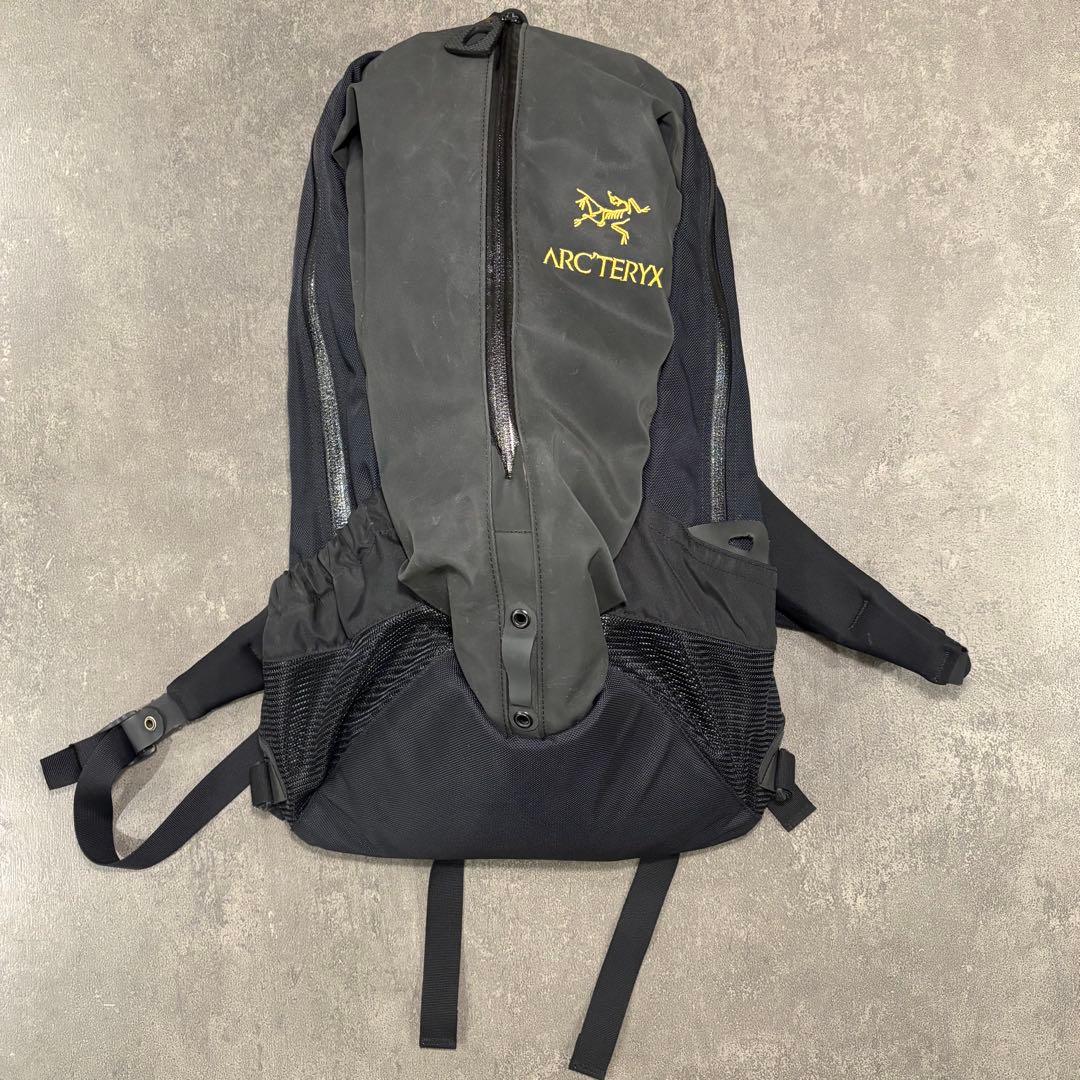 ARC'TERYX アロー22