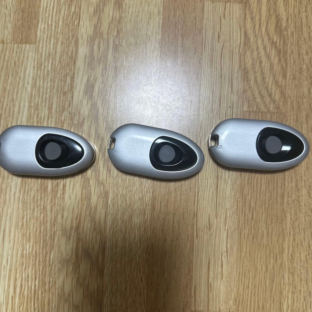 リクシル／トステム　タッチキーシステム　リモコンキー　3個　シルバー