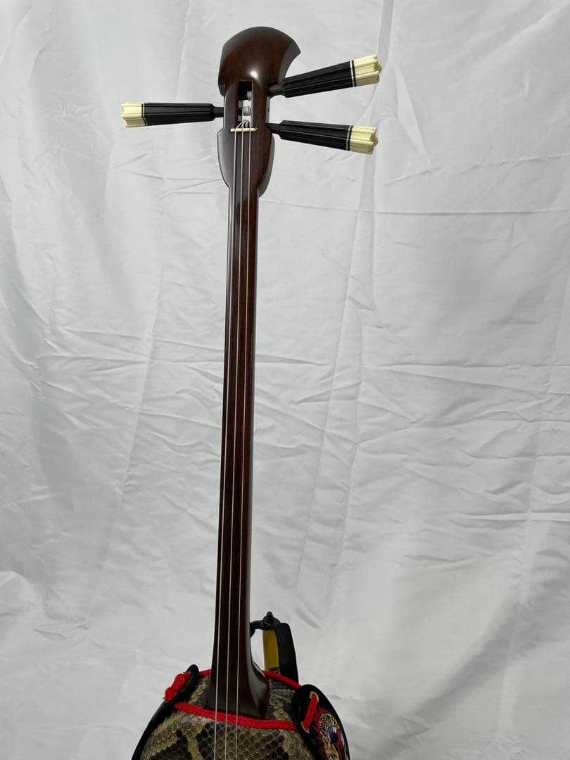 宮古木工芸 與儀栄功作 縞黒檀/カマゴン 棹/三線