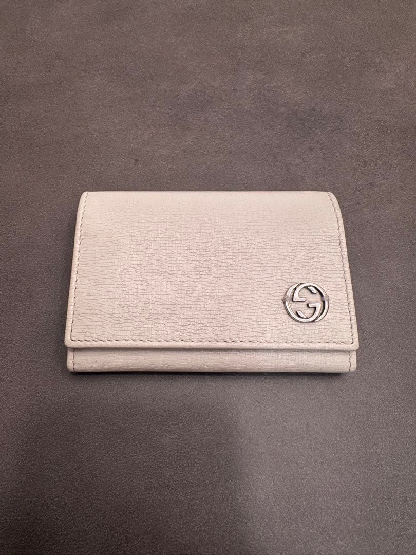 GUCCI 名刺入れ 白　レザー
