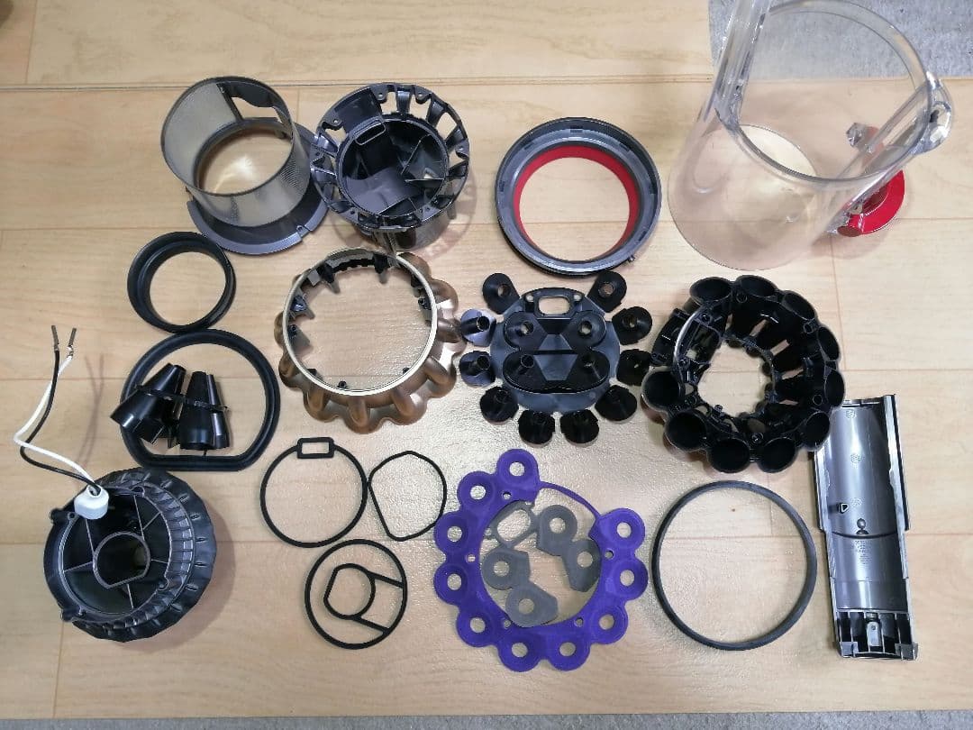 分解清掃済み ダイソン V11 SV14本体 バッテリー70分稼働