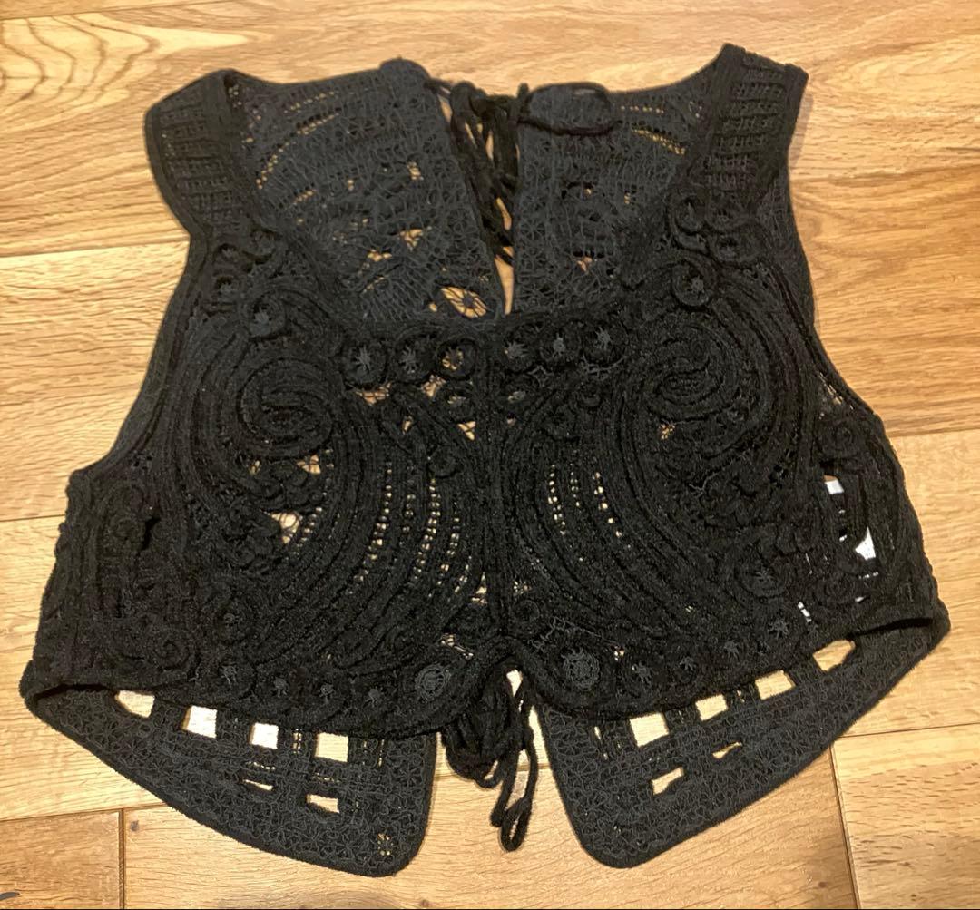 【美品】Mame Kurogouchgi コード刺繍ベスト　22FW