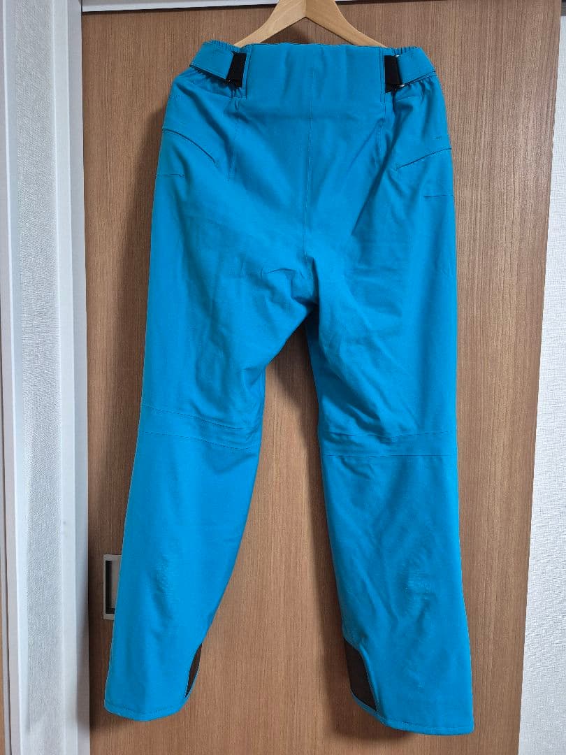 ONYOINE スキーウェア　Lサイズ上下セット