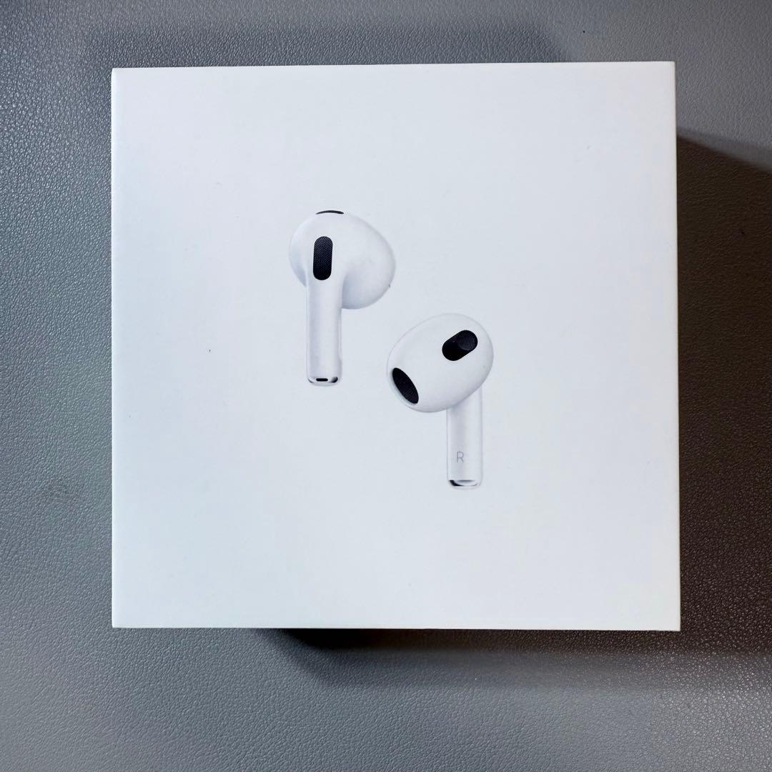 AirPods 第3世代　ケーブル付き　Apple 美品