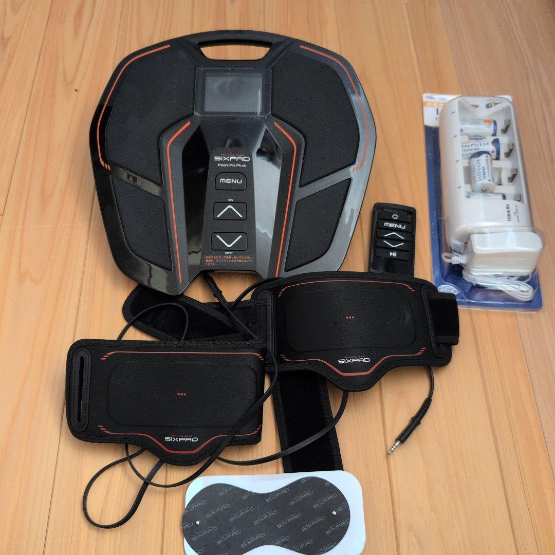 （ミナ）SIXPAD Foot Fit Plus 単２充電池・充電器付き