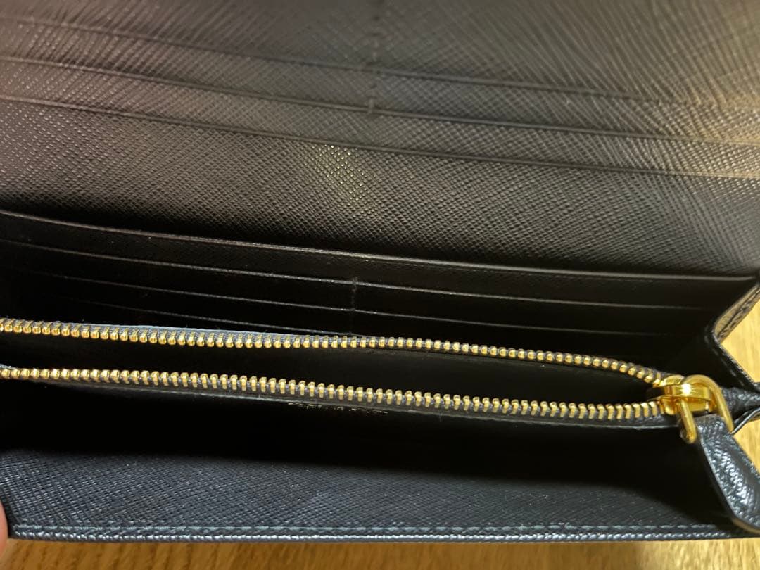 ☆美品☆ PRADA 長財布 リボン1MH132 サフィアーノ ブラック