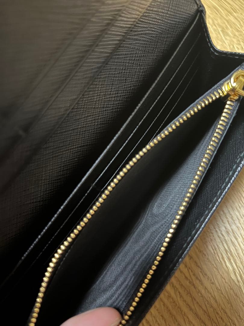 ☆美品☆ PRADA 長財布 リボン1MH132 サフィアーノ ブラック
