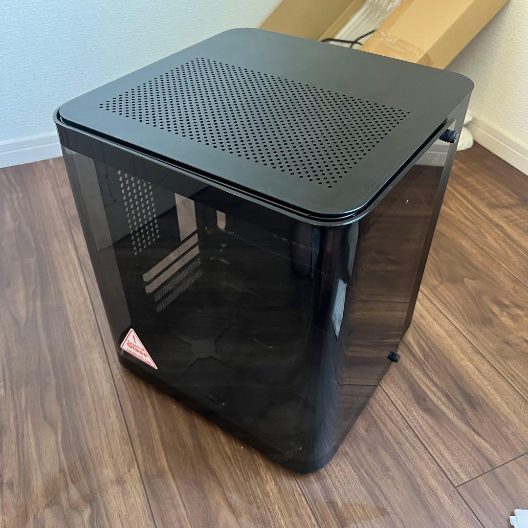 T*o様 JONSBO TK-1 ピラーレスPCケース