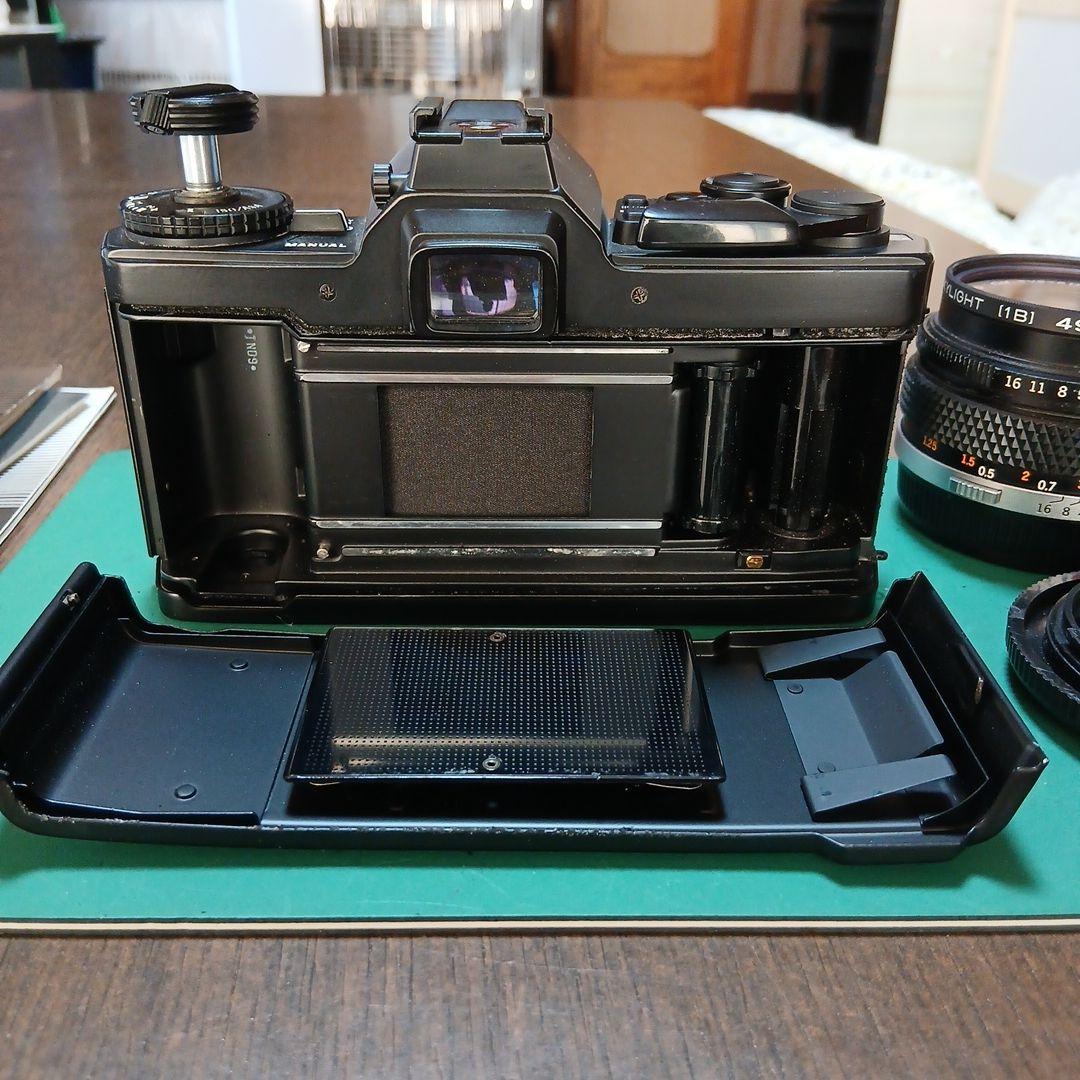 OLYMPUS OM-4 一眼レフカメラ 、ZUIKO 35/2.8レンズ