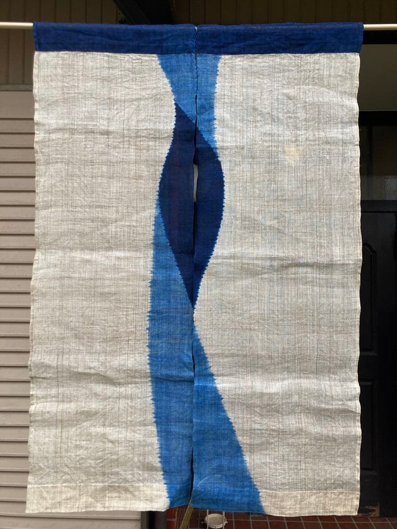 麻暖簾　のれん　手績み手織り　藍染　絞り染め