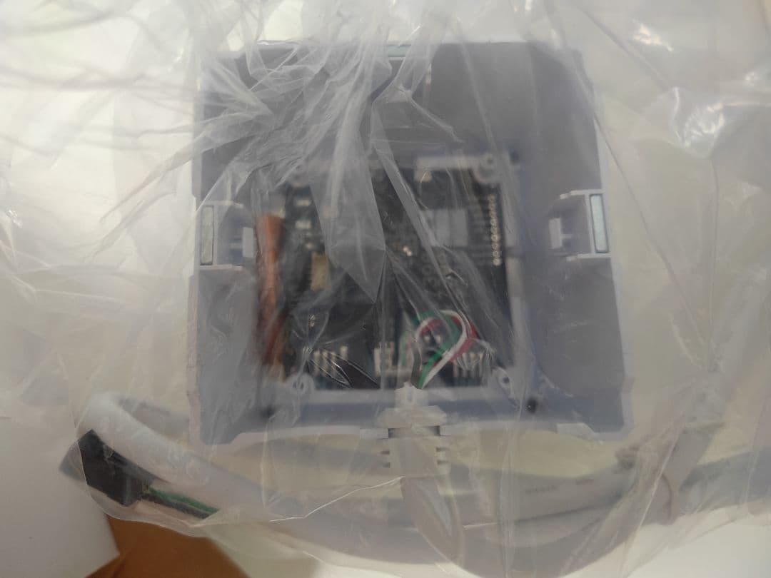 *液晶 LIANLI 簡易水冷キット HydroShift LCD 360 白