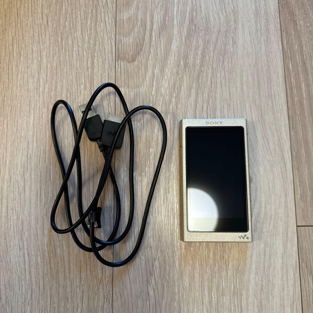 ゆ*う様 【美品】バッテリ良好ソニー ウォークマンNW-A45 16GBシャンパ