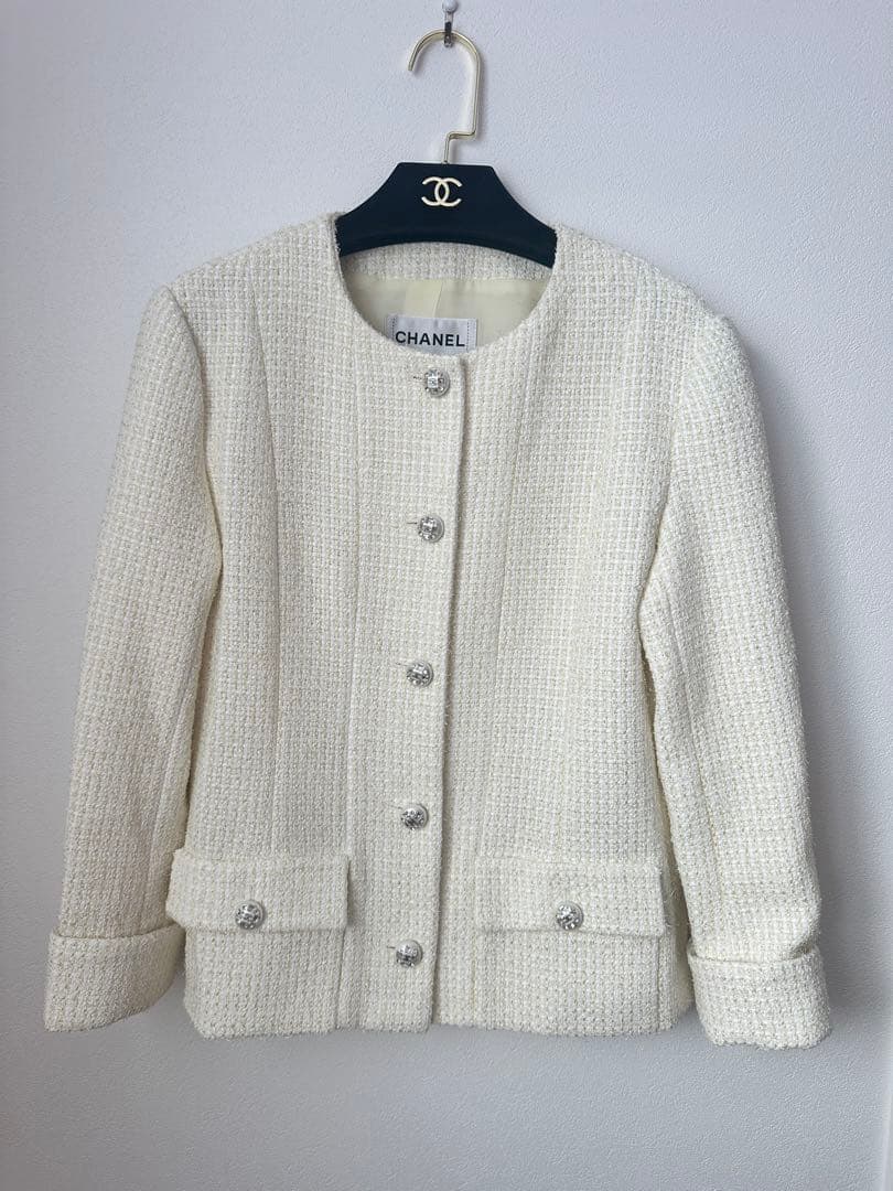 シャネル　ノーカラージャケット ホワイト　おまけ付き