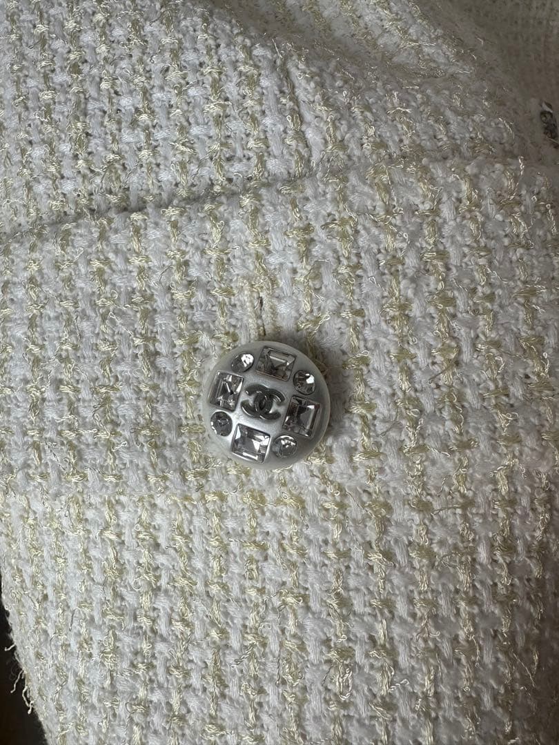 シャネル　ノーカラージャケット ホワイト　おまけ付き