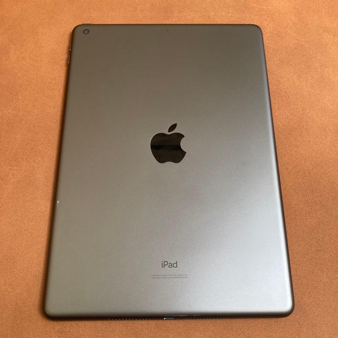 715 電池新品☆比較的美品☆iPad7 第7世代 32GB WIFIモデル☆