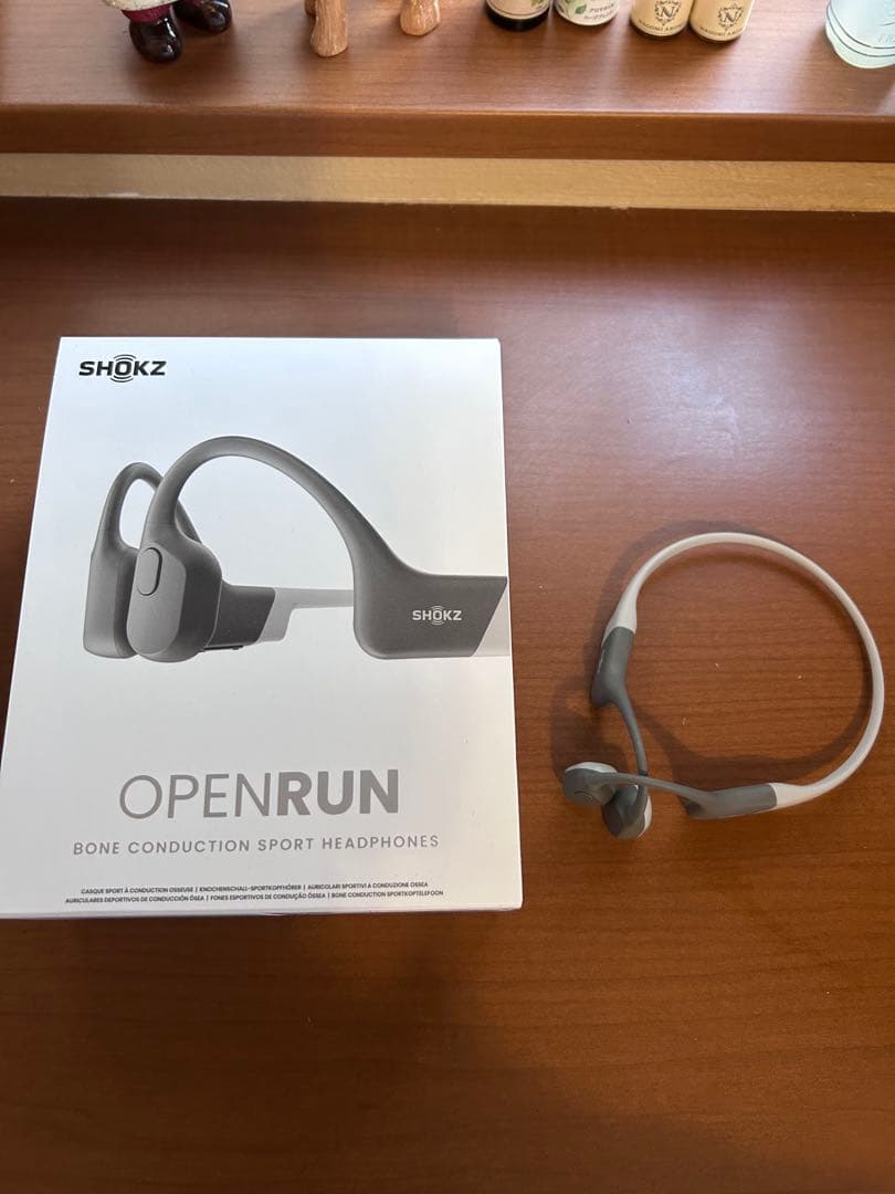 SHOKZ OPENRUN 骨伝導ワイヤレスイヤホン グレー
