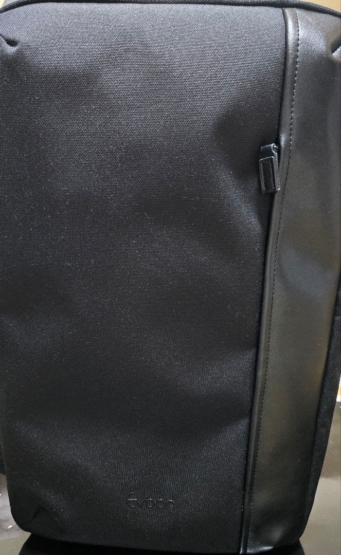 Evoon トラベルバックパック2.0 容量27～40L