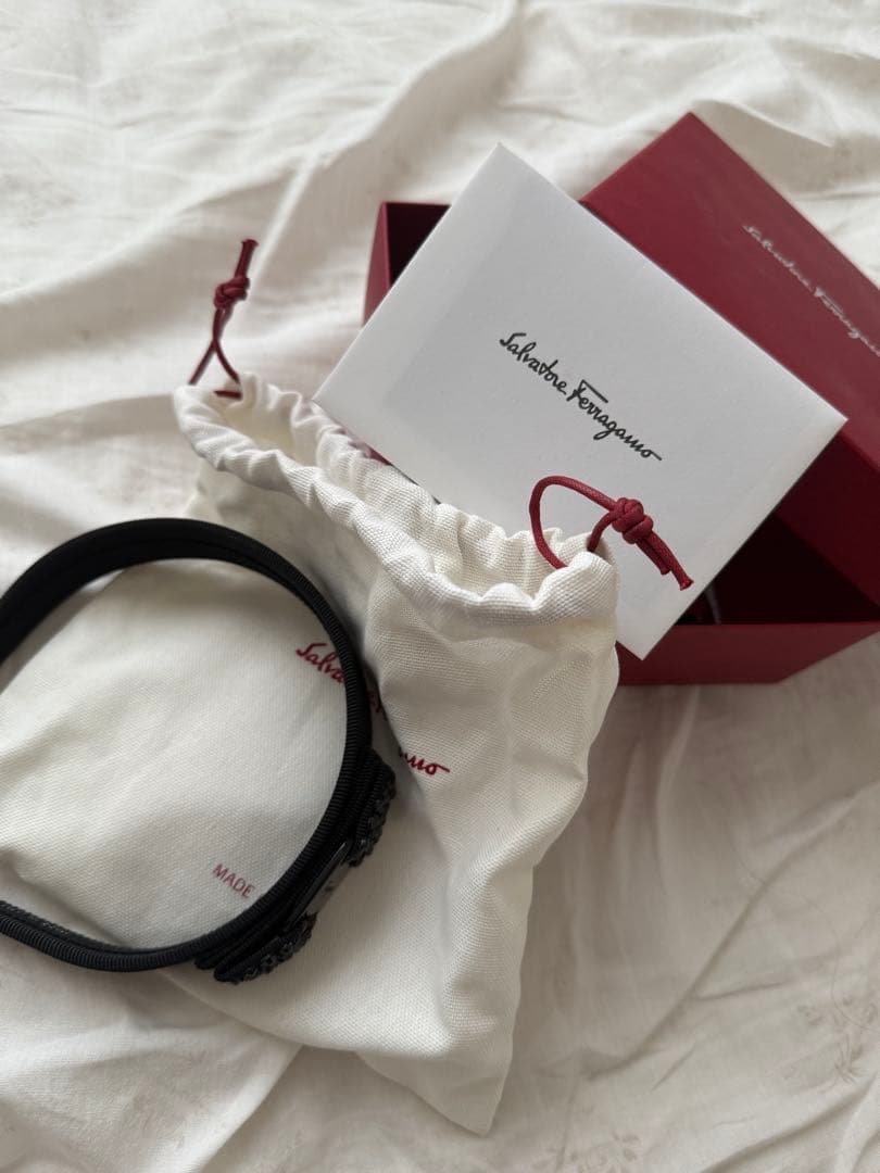 FERRAGAMO カチューシャ ブラック