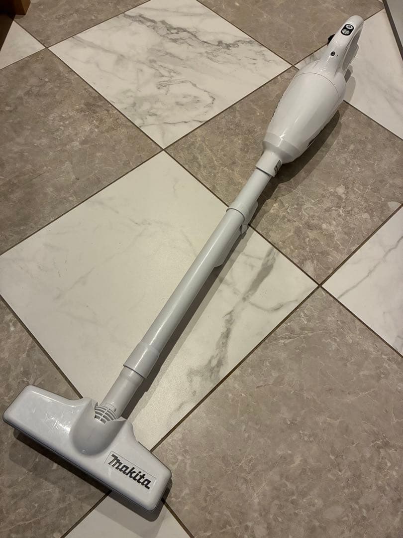 マキタ 掃除機 CL108FDSM（バッテリー4.0Ah・急速充電器付）
