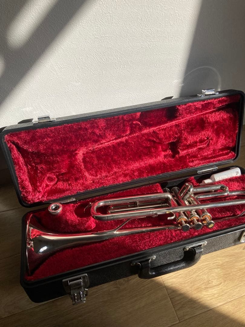 ヤマハ　トランペット　YTR-1330 YAMAHA