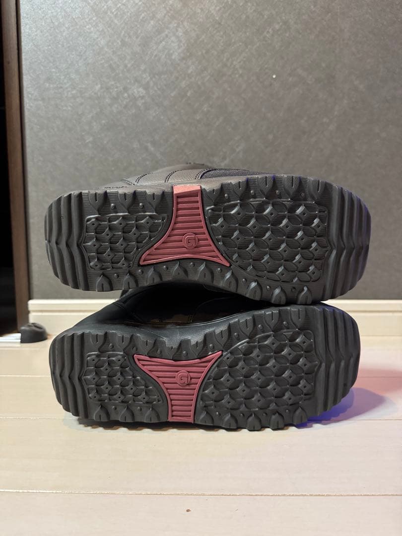 Burton ミント BOA® ワイド スノーボードブーツ 25㎝