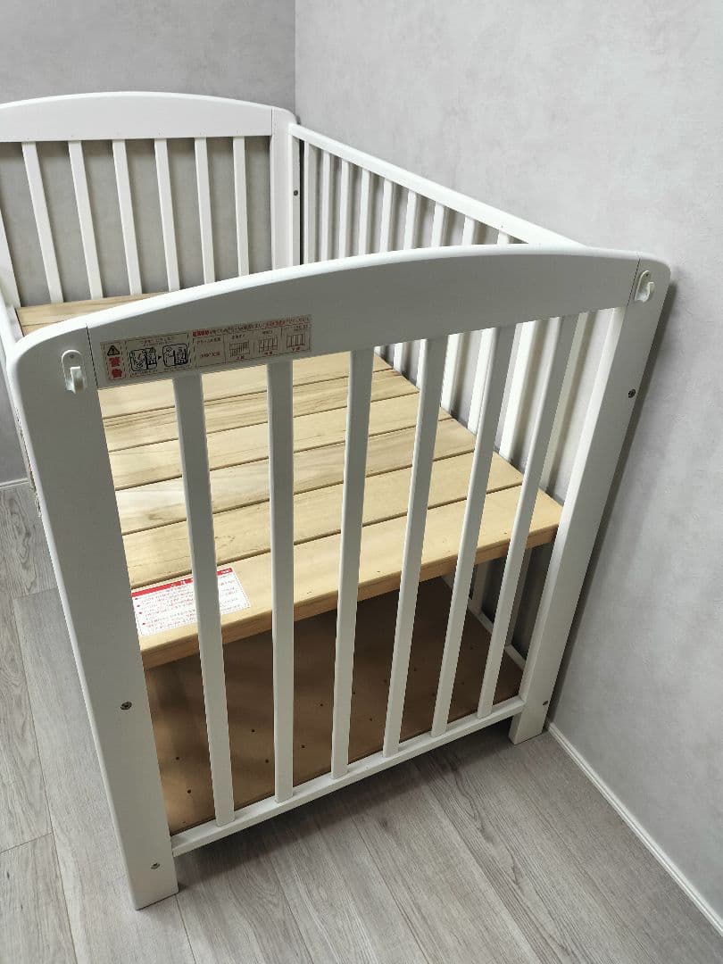 【直接引き取り限定】カトージ ベビーベッド タチベッド