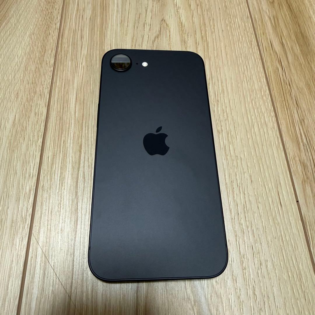 【2026年1月4日購入】iPhone16e 512GB ブラック SIMフリー