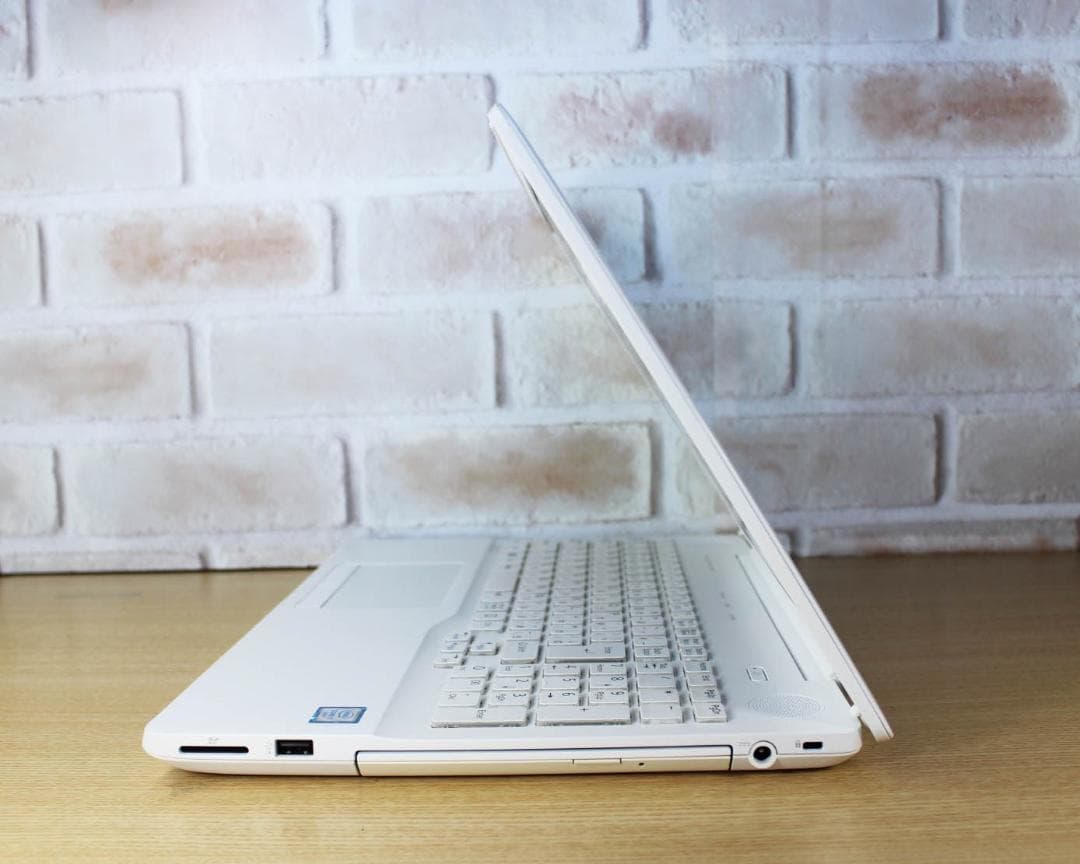 ハイスペ Core i7✨SSD オフィス付 ノートパソコン Windows11