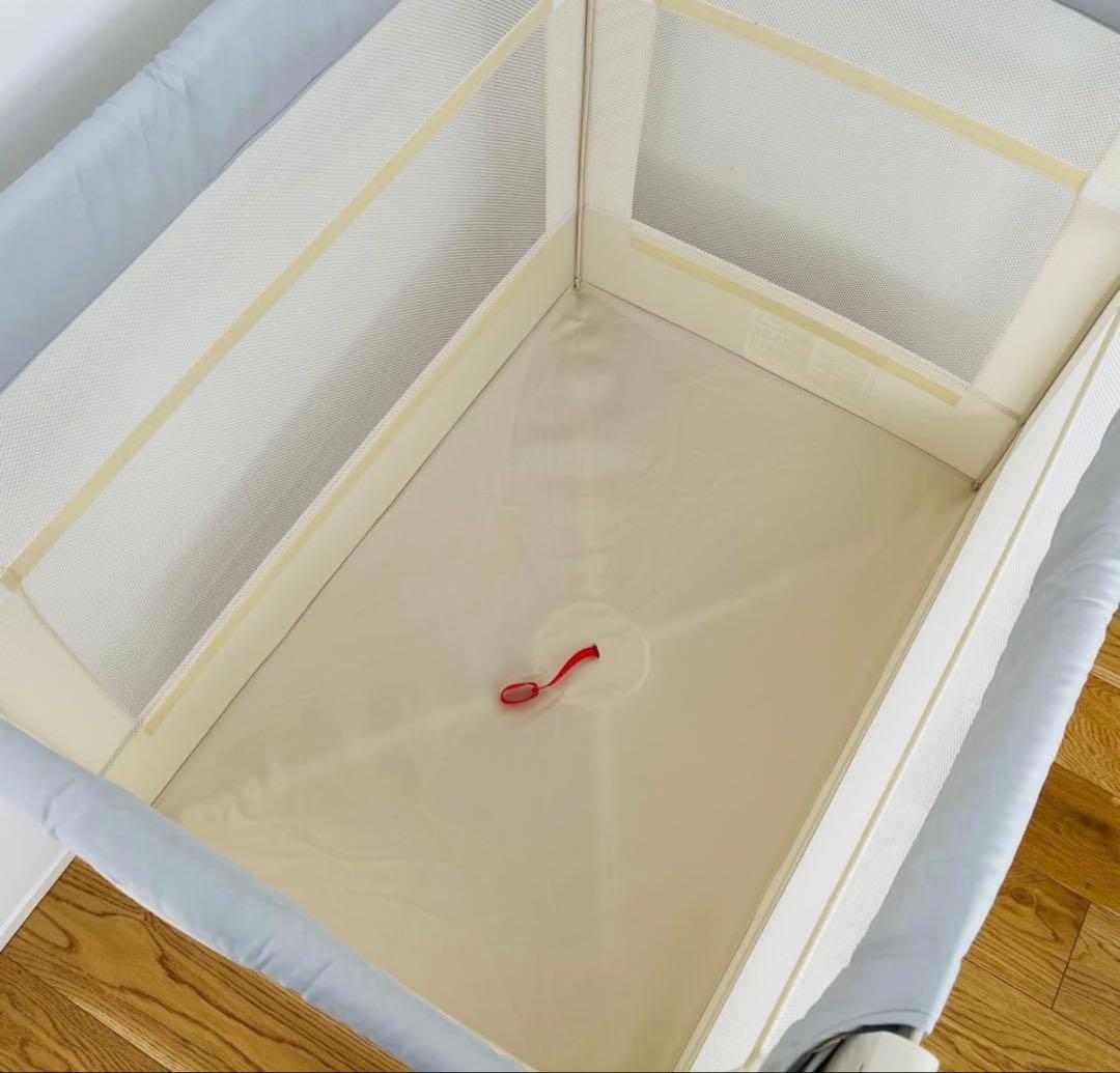 アップリカ　ココネルエアー　美品数ヶ月使用のみ　ベビーベッド