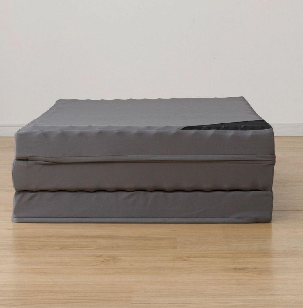 ニトリ体圧分散高反発ハイテクマットレス三つ折りダブル数カ月使用したのみ