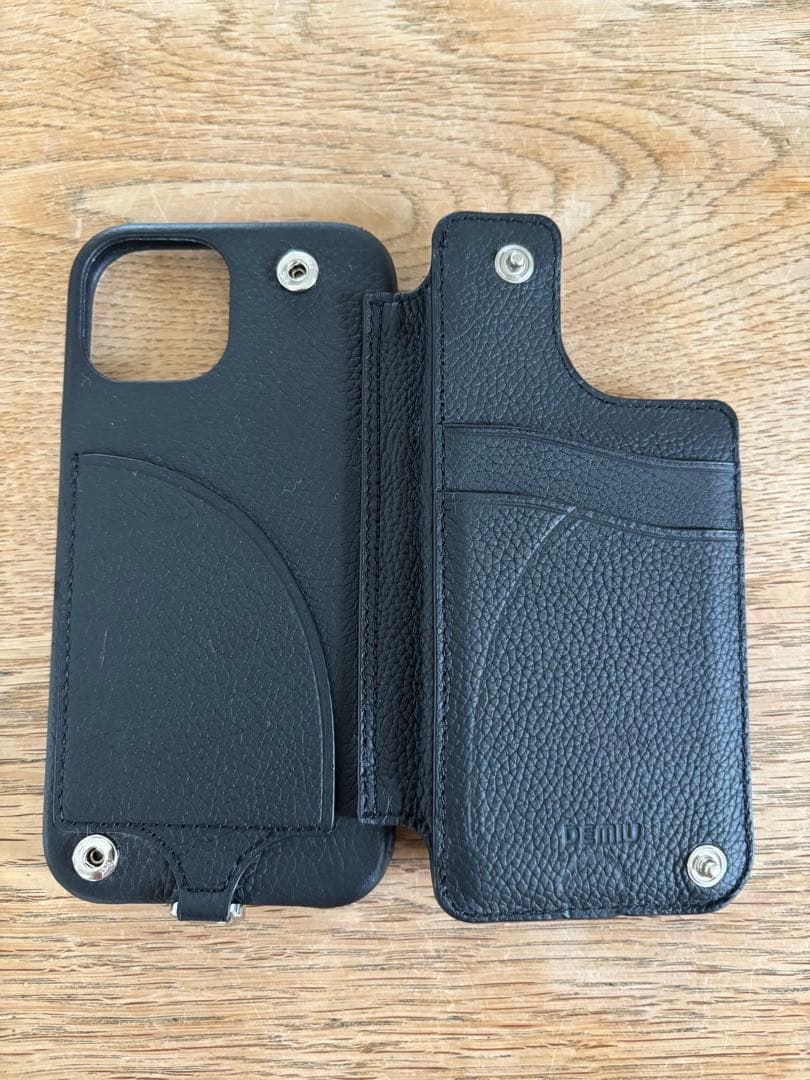 DEMIU BALLON iPhone15 ストラップ付 中古 送料無料