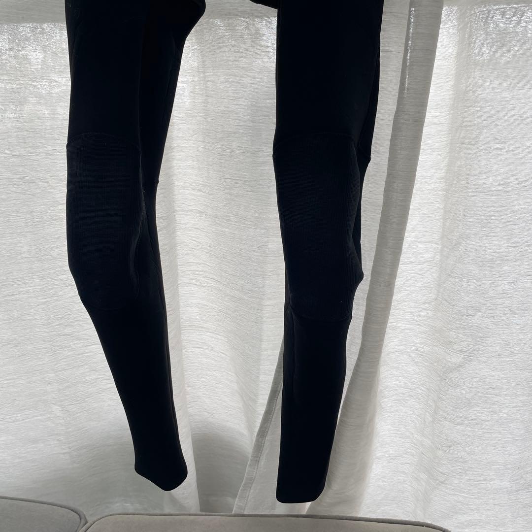 寒くなって来たのでSALE‼️美品HurleyウェットスーツL size