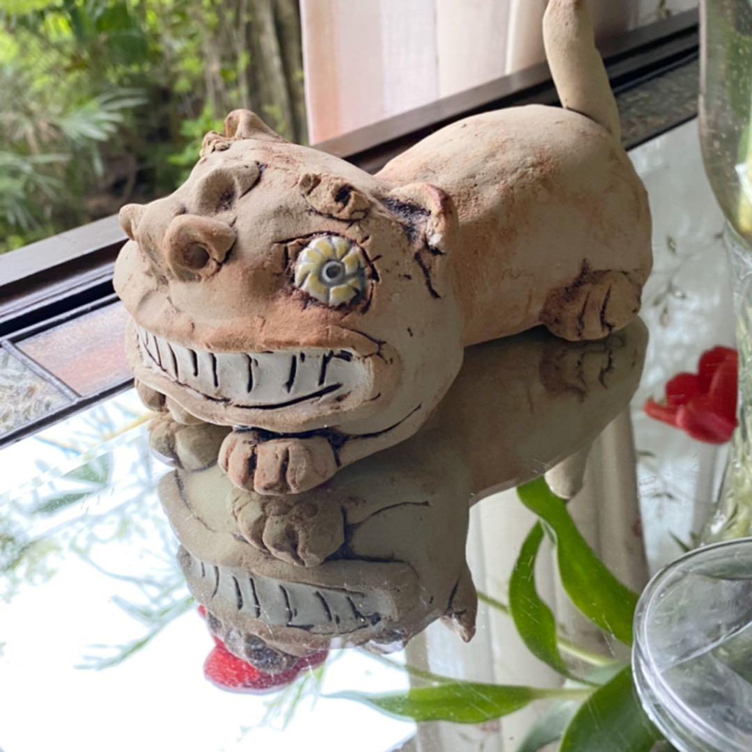 h様へ感謝お嫁入り‼️フィギュリン強運の「BLUEとGOLDのオッズアイねこ」一体