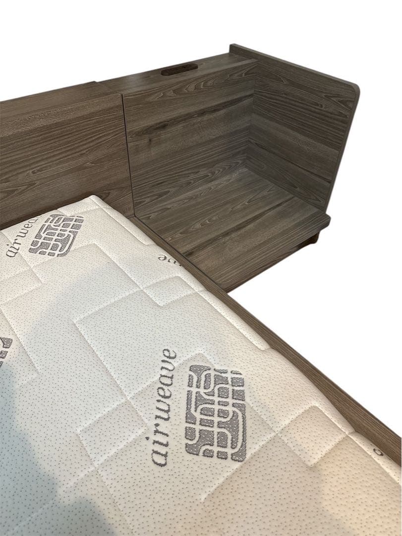 女性オーナーエアウィーブ　マットレス　フレームL03クイーン