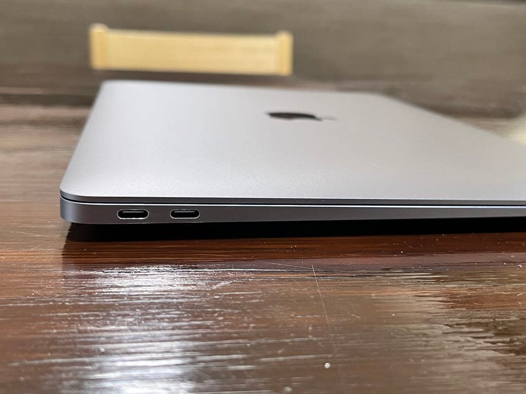 MacBook Air M1 (2020モデル) スペースグレイ　本体