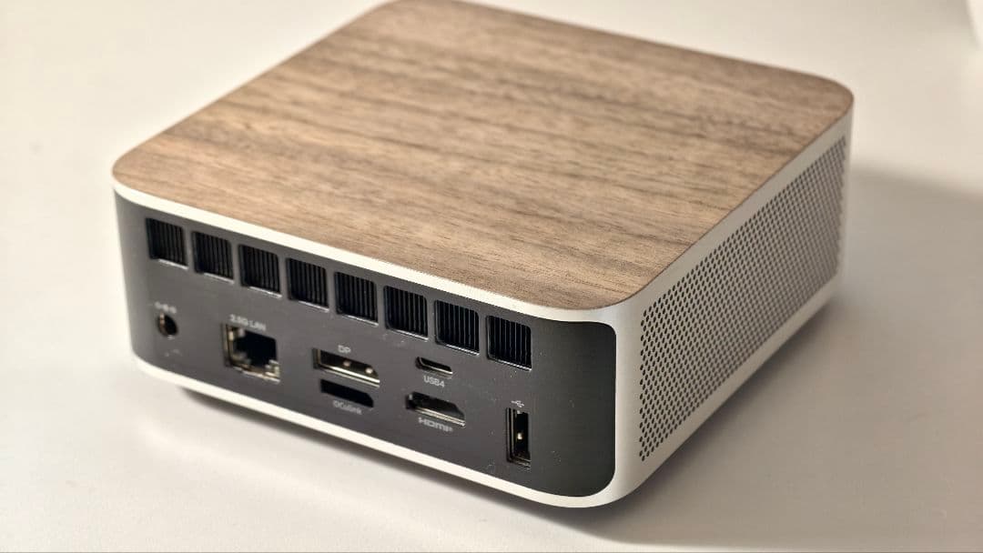 スマホ・タブレット・パソコン minisforum x1