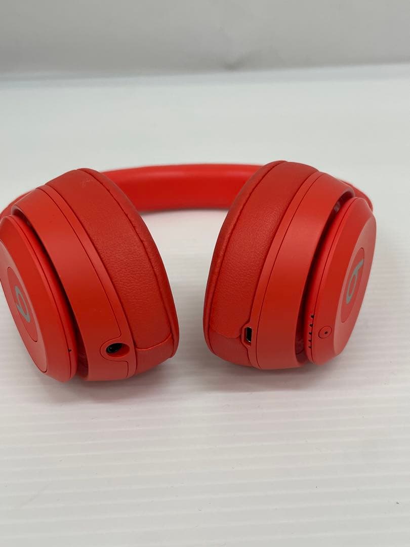 knlife64-0102 BEATS SOLO3 ワイヤレスヘッドホン　レッド