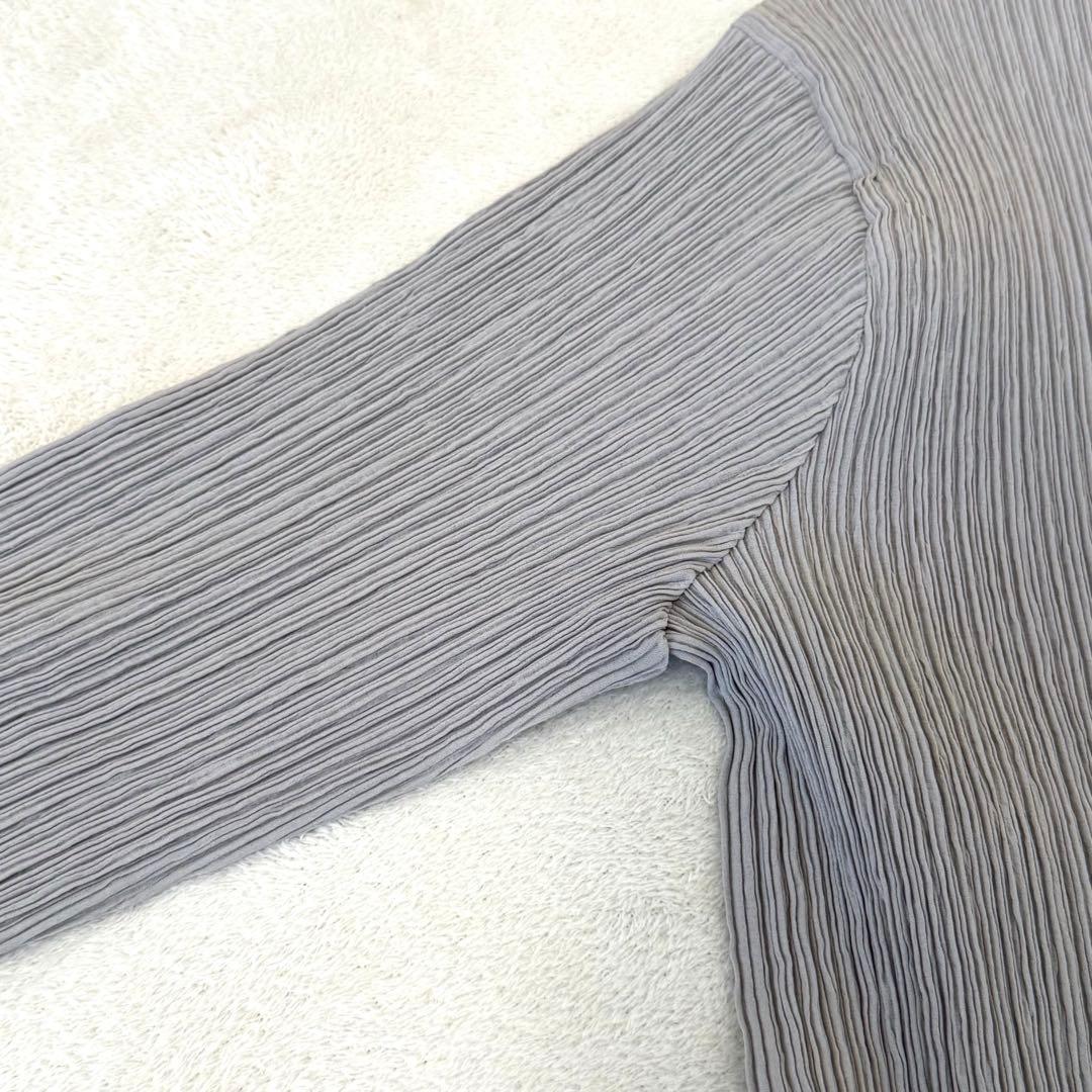 極美品✨ISSEY MIYAKE プリーツ　グレー　長袖　ハイネック　Lサイズ