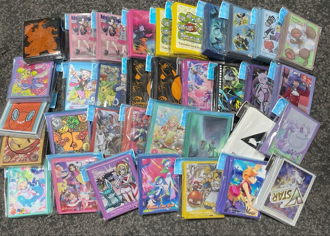 ポケカ　スリーブ　35個セット　まとめ売り