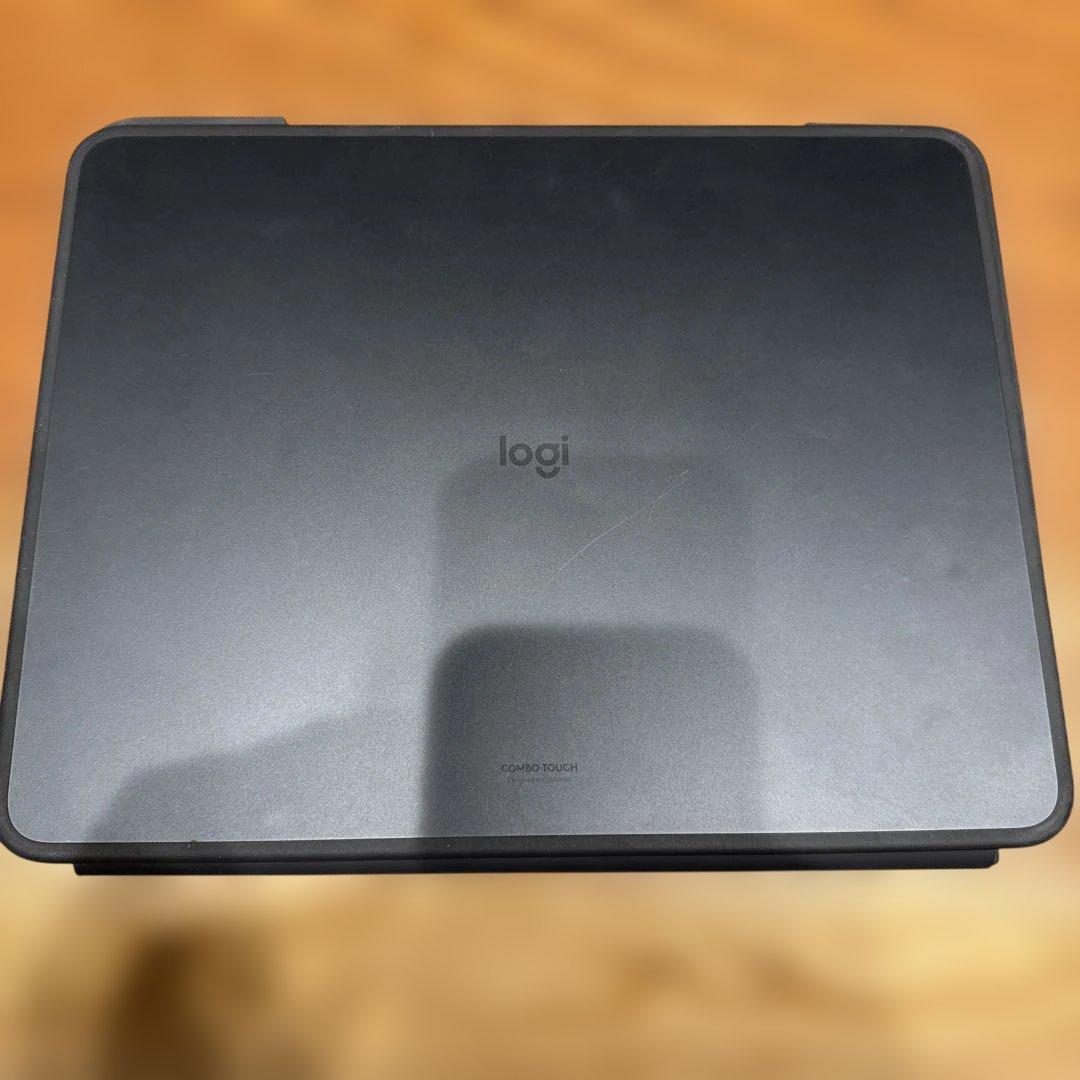 Logicool iPad pro13インチ用キーボードケース