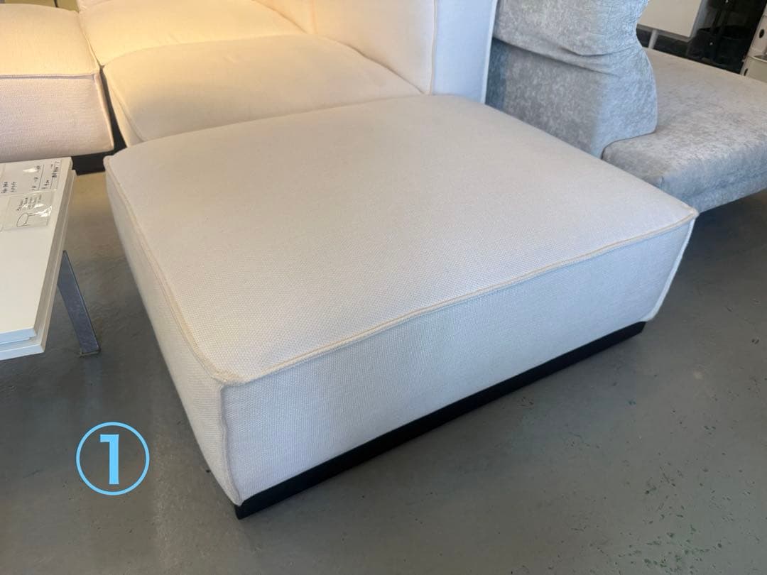 achu*　アルモニア　Kaamos スツール部分①