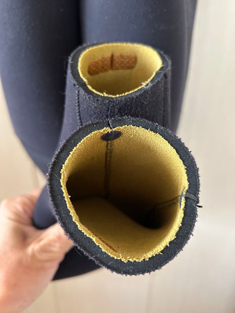 セール　RASH ウェットスーツ　セミドライ　ブラックエディション　6ミリ