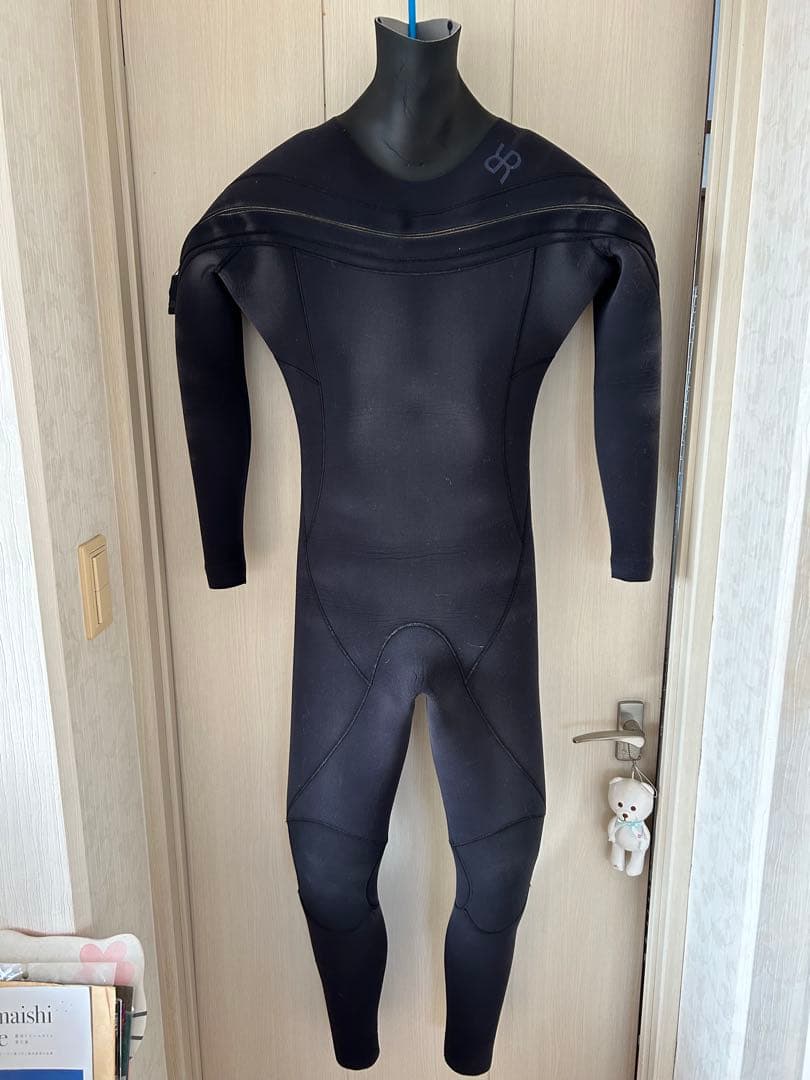 セール　RASH ウェットスーツ　セミドライ　ブラックエディション　6ミリ