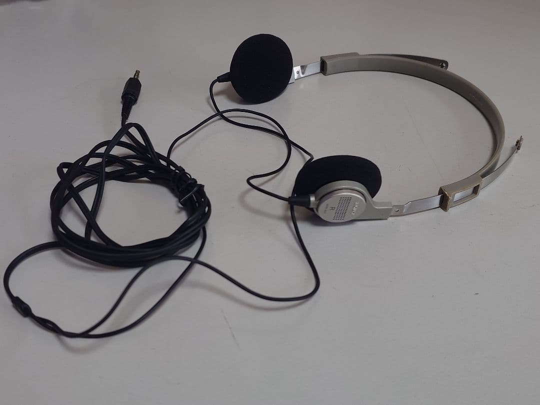 SONY 初期ウォークマン用レトロヘッドフォン 高音質 MDR-3L2 ジャンク