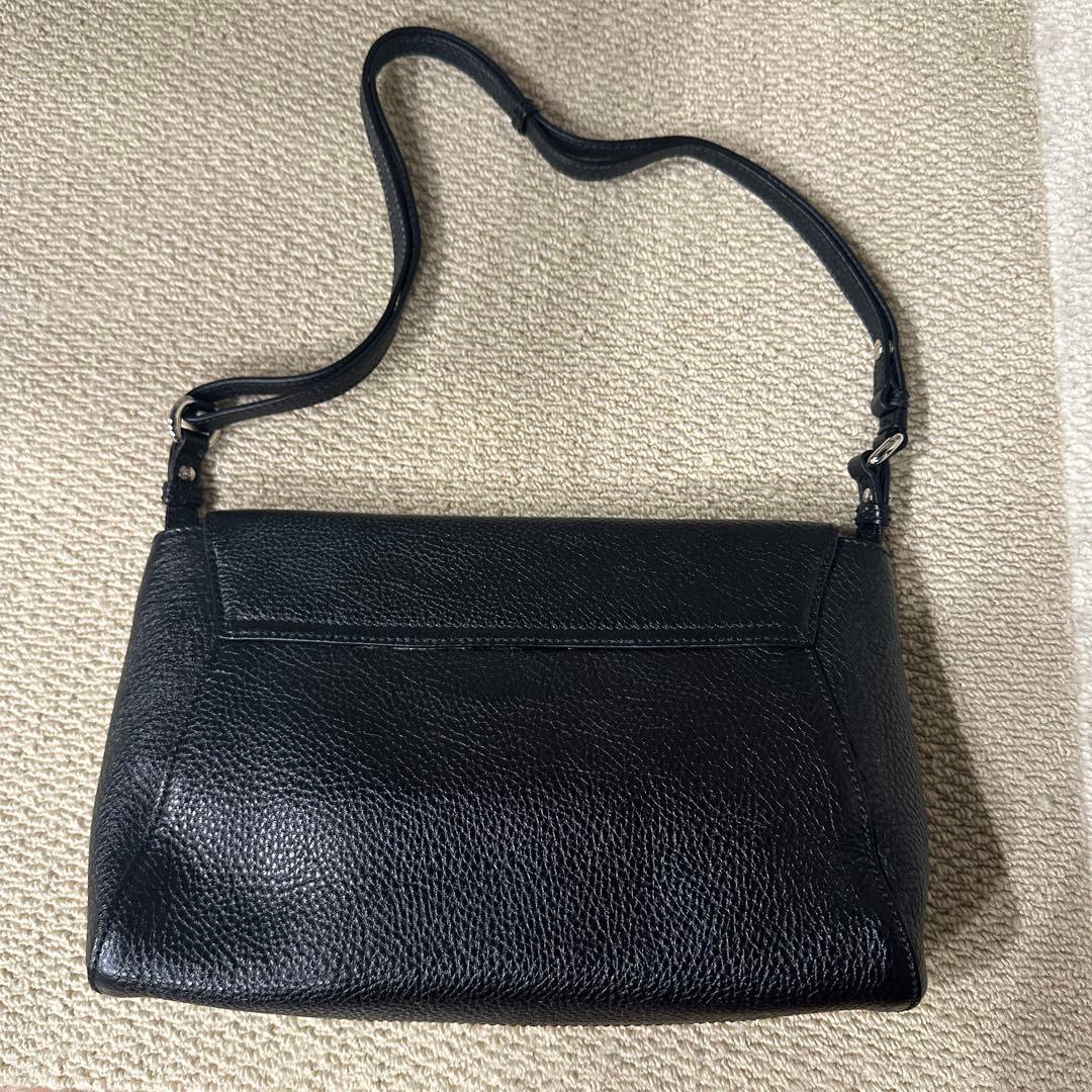 フェラガモ　ハンドバッグ（しま）