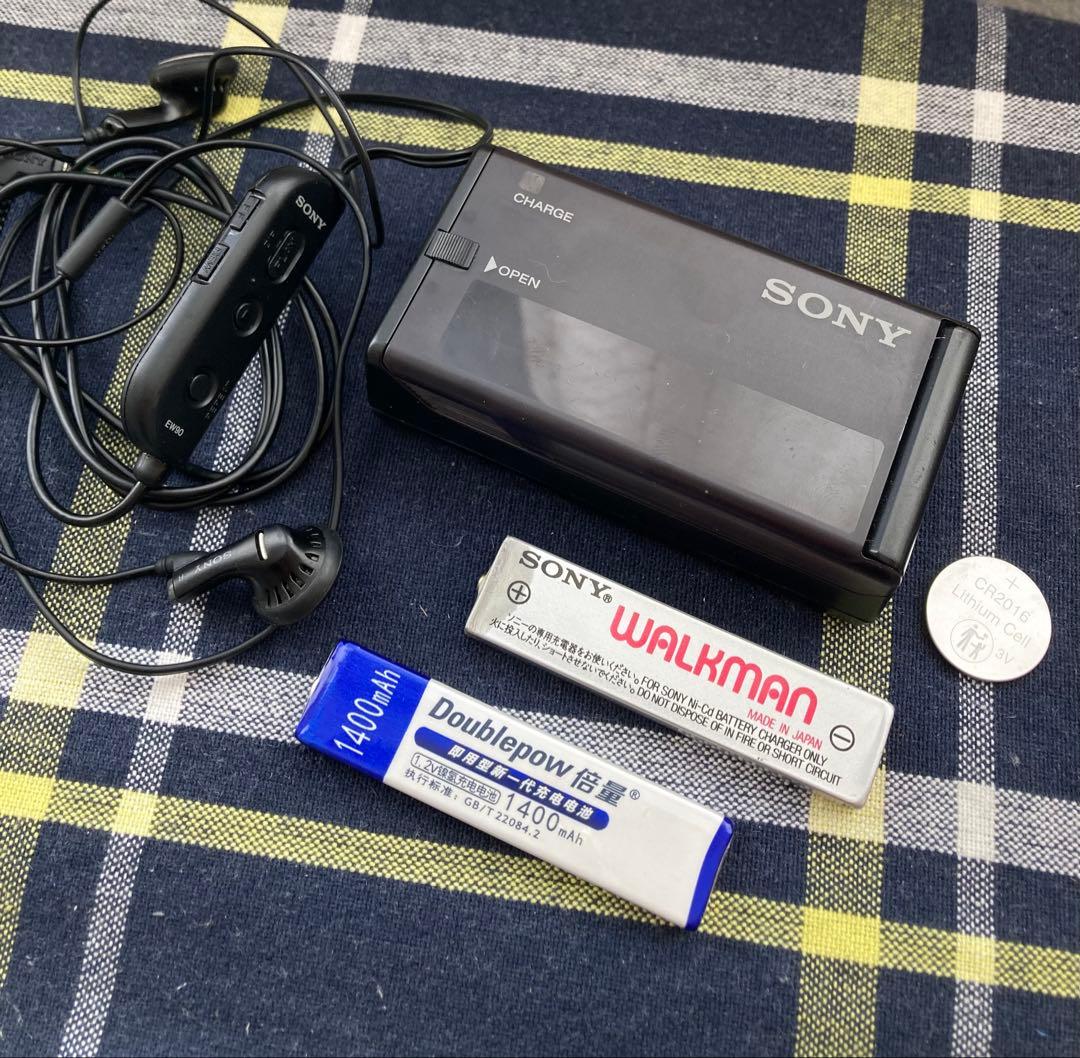 希少　SONY WALKMAN