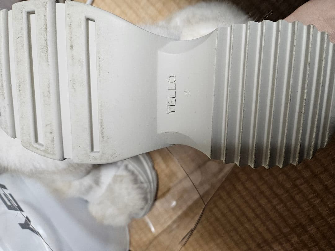 YELLO ファー付きロングブーツ ホワイト