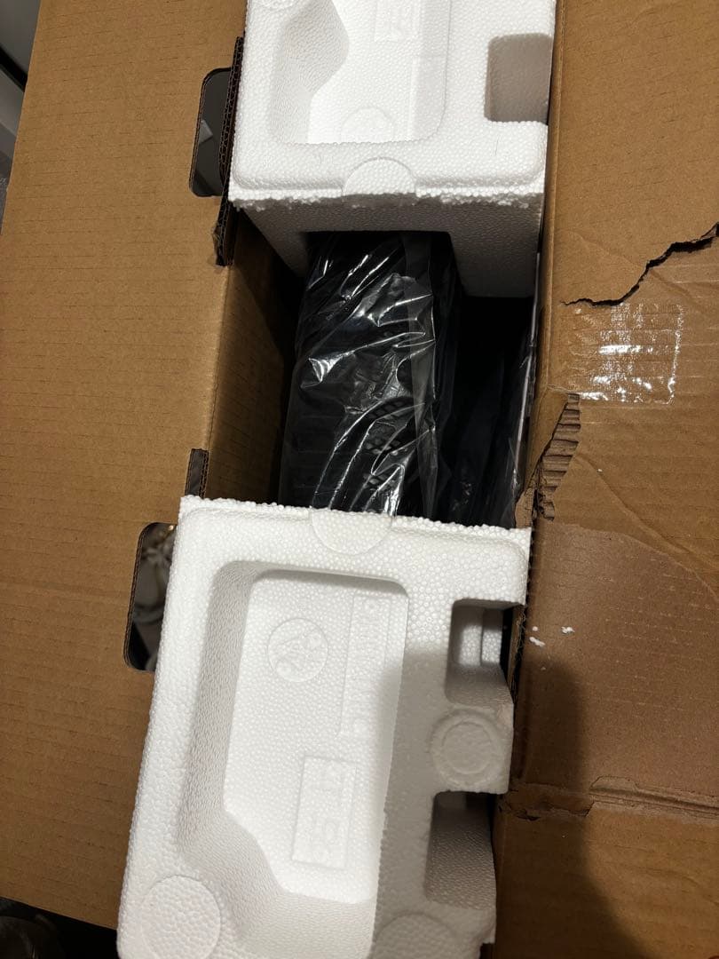 【2025年製】新品未使用☆シロカ☆遠赤軽量ヒーター☆かるポカ☆最新