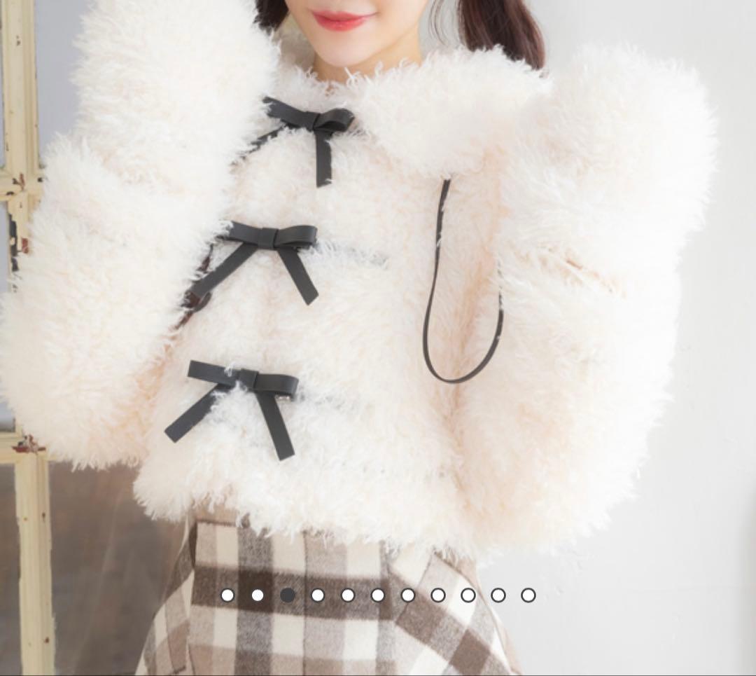 ミトン付きファーリボンコート